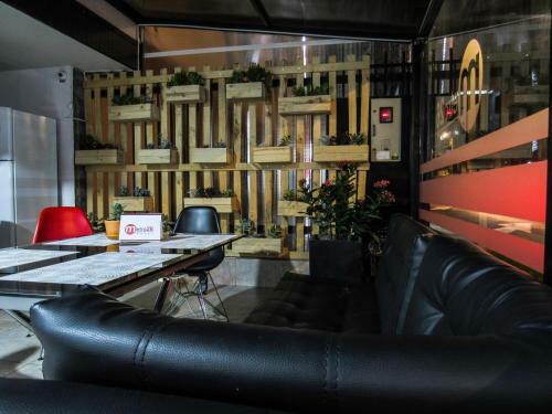 Hotel Metro 26