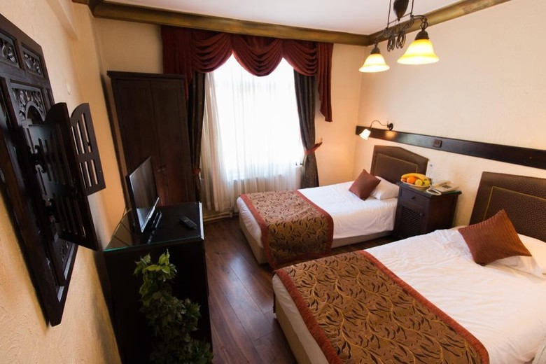 Megara Hotel