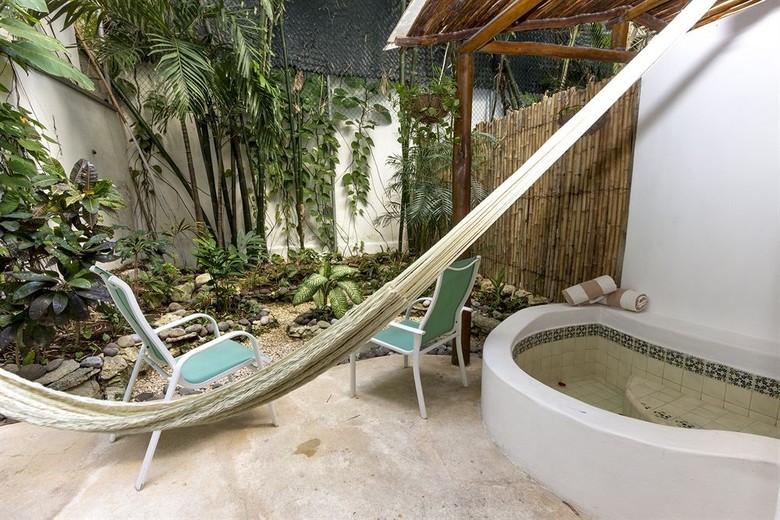 Residencia The Blue Pearl Suites