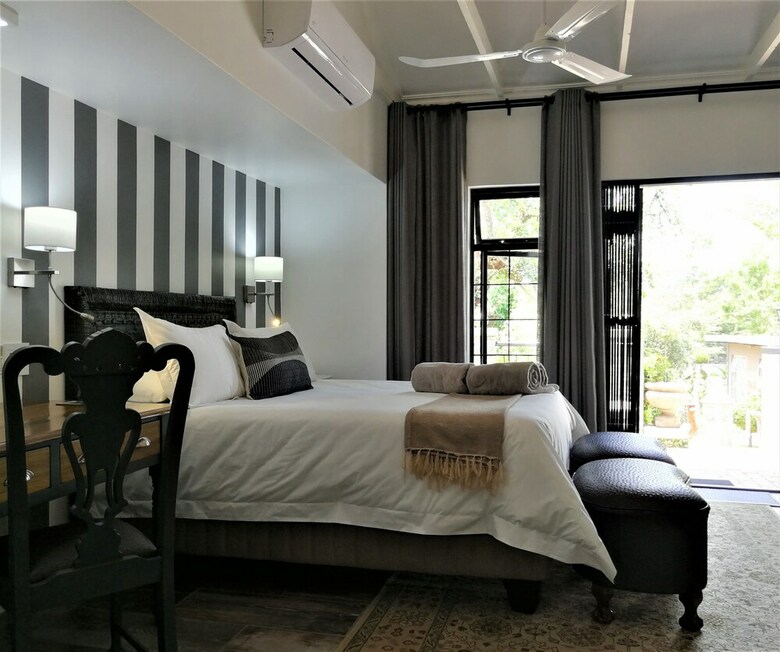 Hostal At 98 On Lynburn Guest House