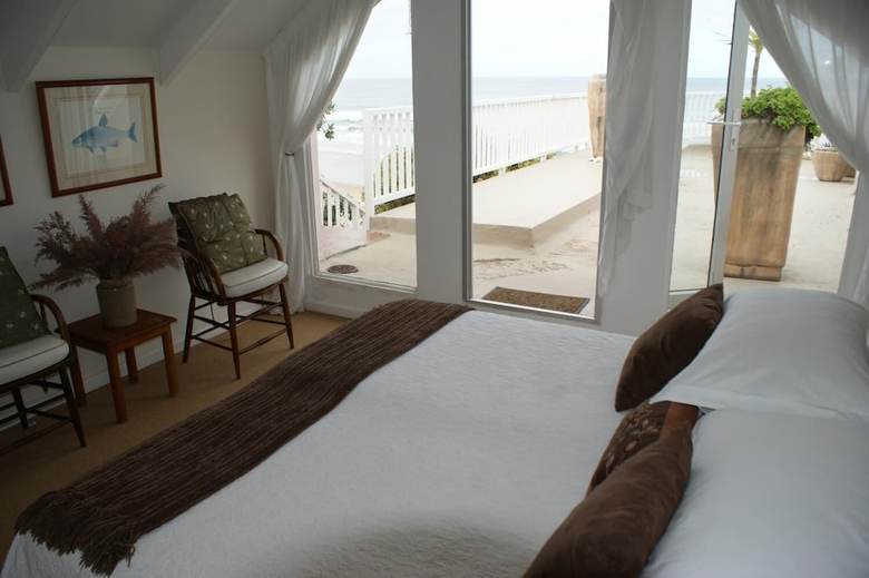Hostal The Pink Lodge On The Beach