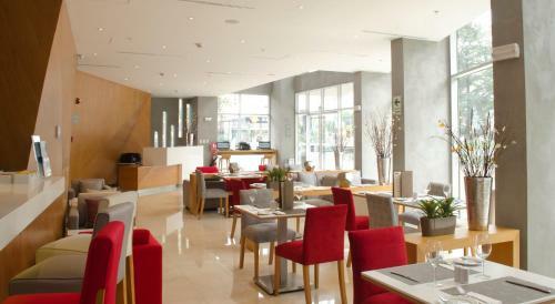 Hotel Ramada Encore San Isidro