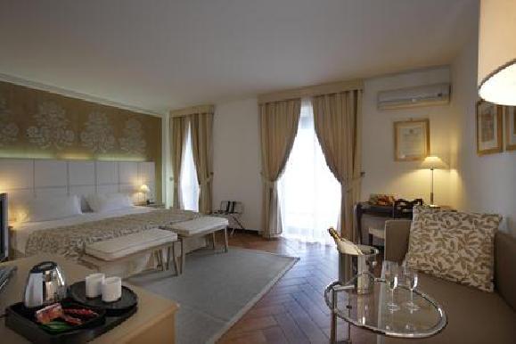 Hotel Baia Taormina