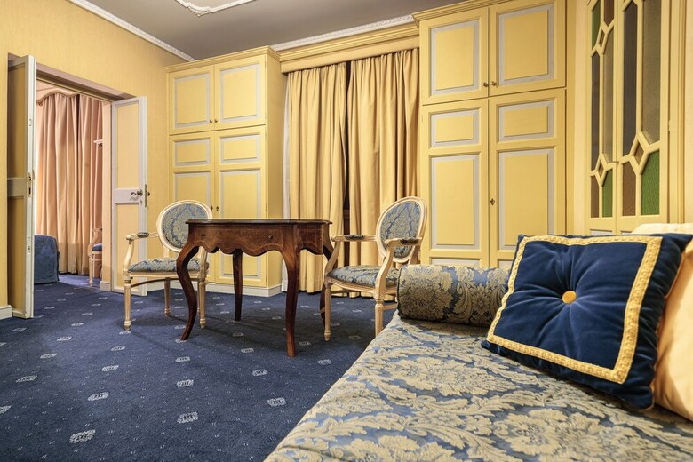 Castello Orsini Hotel