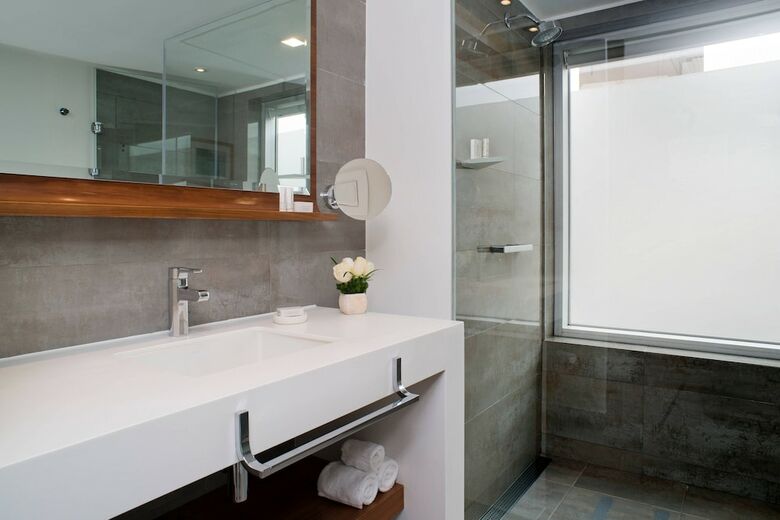 Hotel Courtyard By Marriott Lima Miraflores