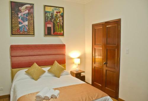 Hostal Larq�a Park Rooms