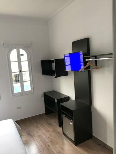 Hostal Larq�a Park Rooms