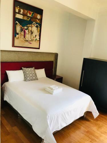 Hostal Larq�a Park Rooms
