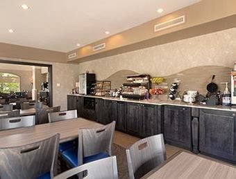 Hotel Days Inn - Brandon