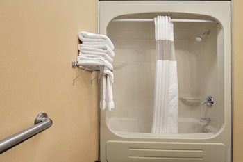 Hotel Days Inn - Brandon