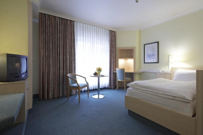 Intercityhotel Hamburg-altona