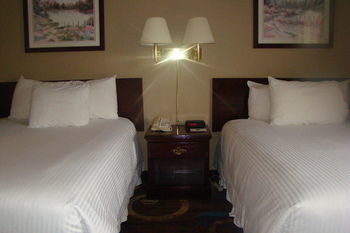 Stonebridge Hotel