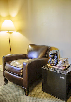 Motel Westward Inn & Suites