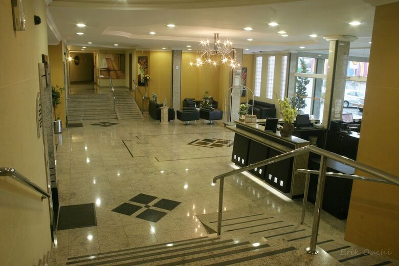 Barbur Plaza Hotel