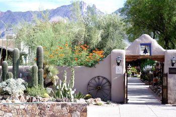 Hotel Hacienda Del Sol Ranch Resort