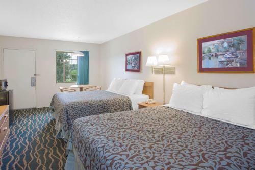 Hotel Days Inn Hardy