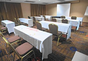 Hotel Courtyard By Marriott Baldwin Park
