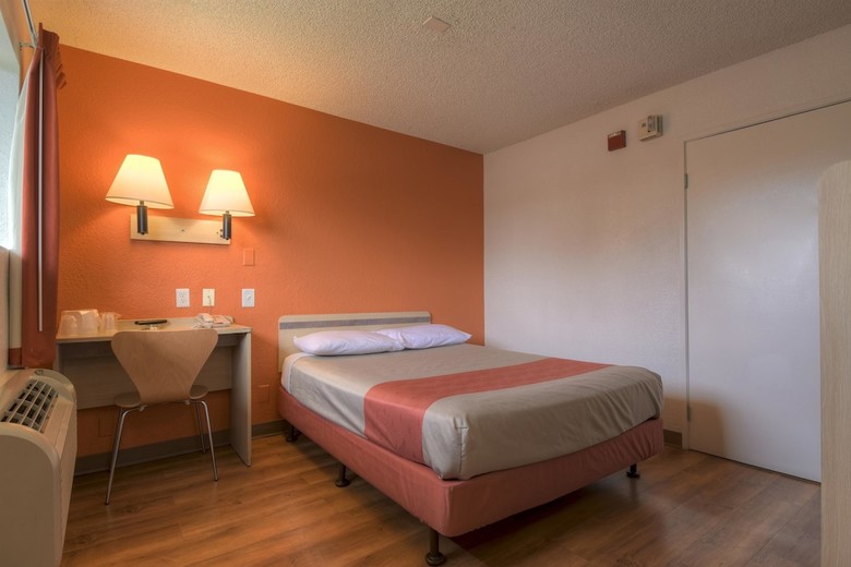 Motel 6 Los Angeles - Baldwin Park