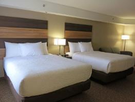 Hotel Days Inn And Suites Lindsay