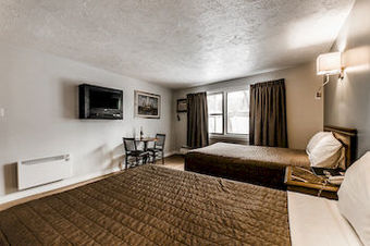 Olux Hotel Motel & Suites