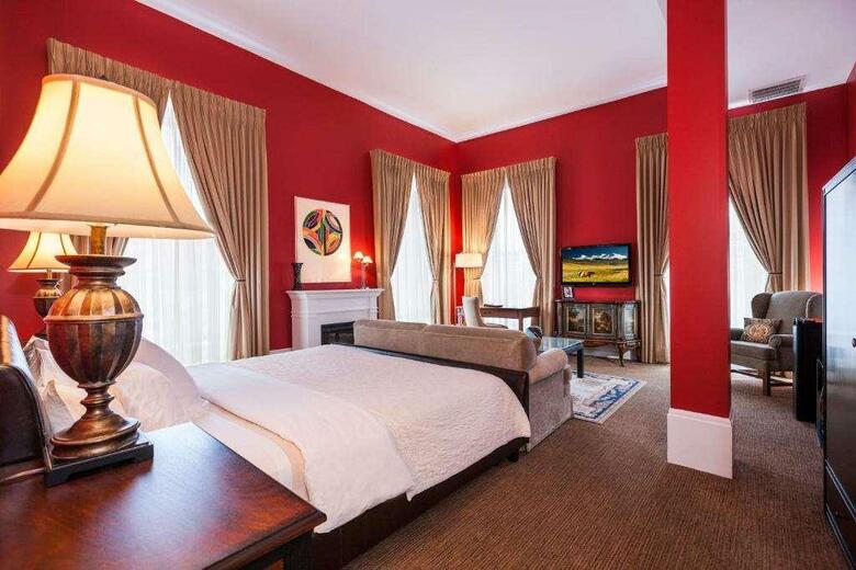 Lhotel