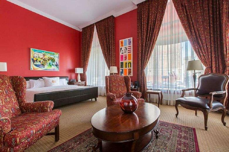 Lhotel
