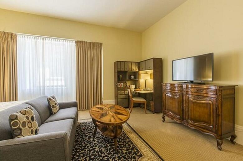 Lhotel