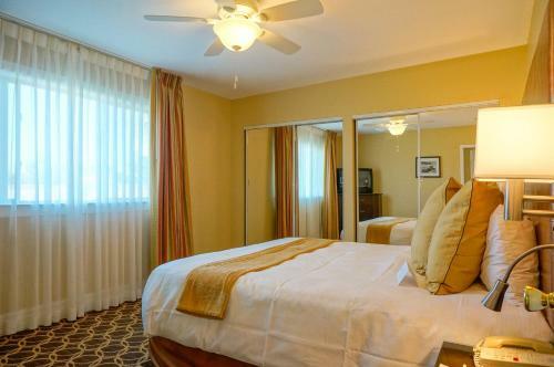 Marin Suites Hotel