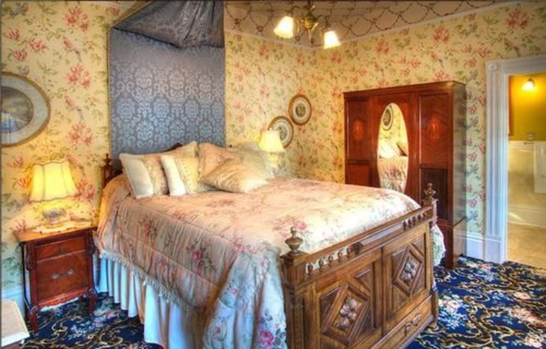 Bed & Breakfast Gingerbread Mansion Inn
