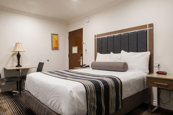 Hotel Rodeway Inn & Suites Pacific Coast Highway