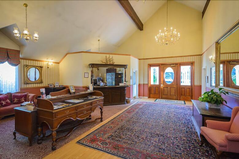 Posada Hill House Inn