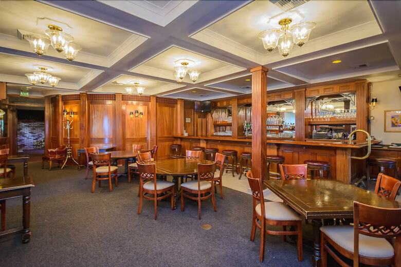 Posada Hill House Inn