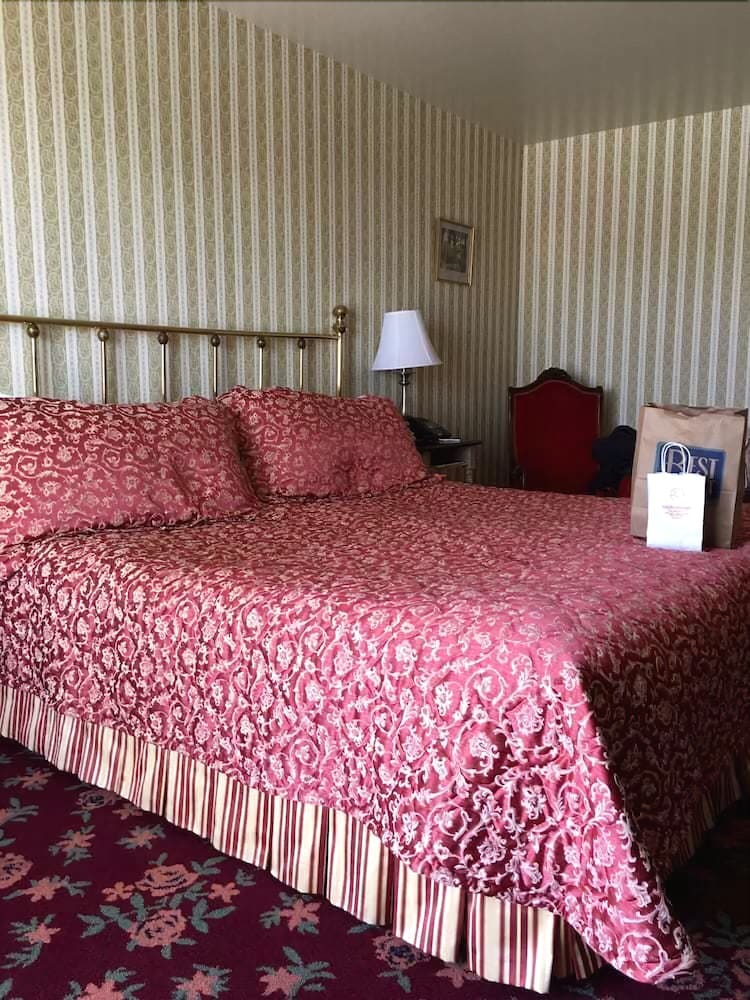 Posada Hill House Inn