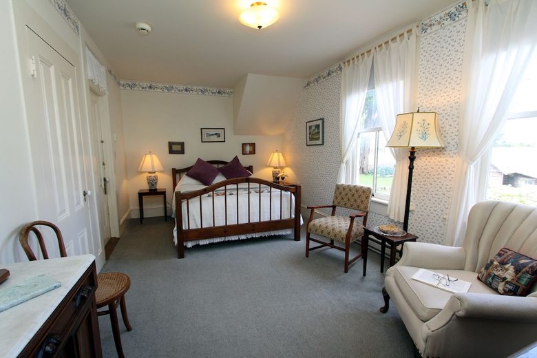 Bed & Breakfast Joshua Grindle Inn