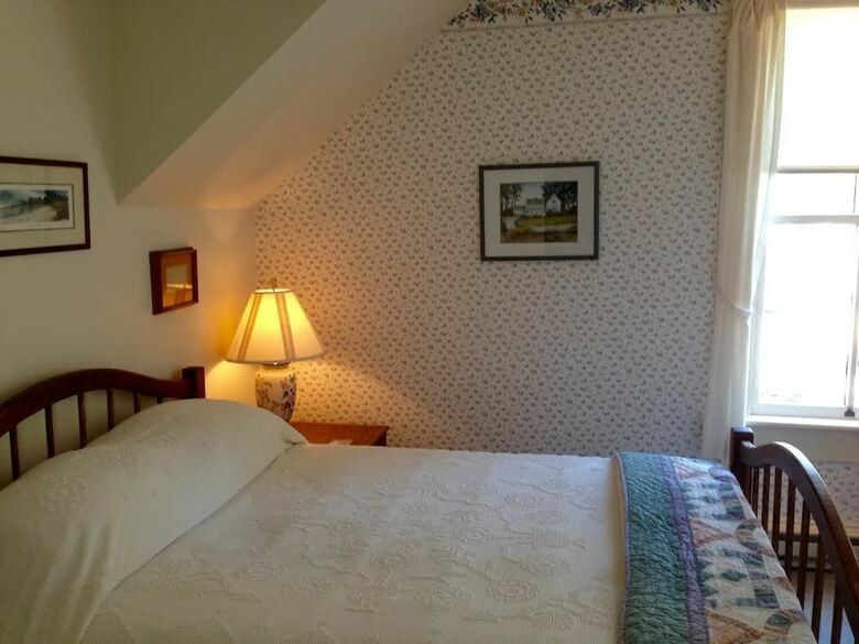 Bed & Breakfast Joshua Grindle Inn