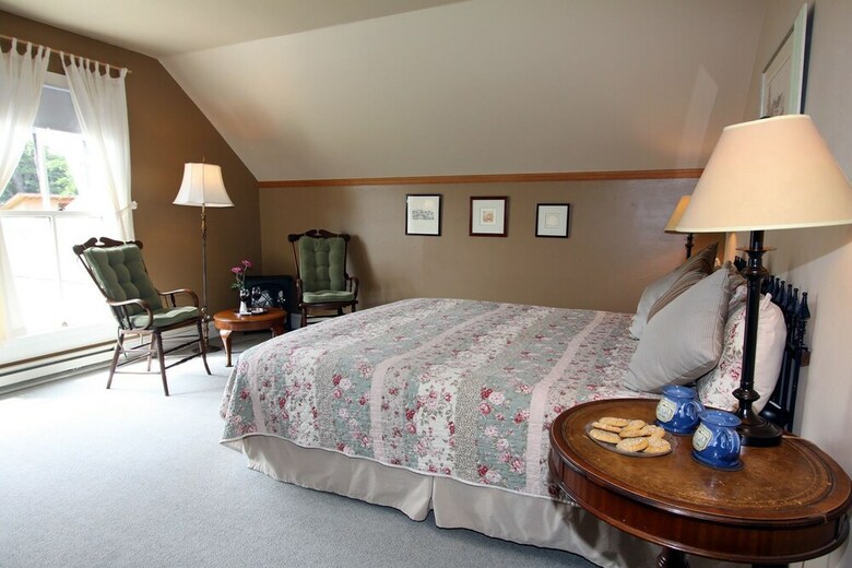 Bed & Breakfast Joshua Grindle Inn
