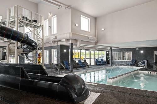Hotel Home Inn & Suites-saskatoon South