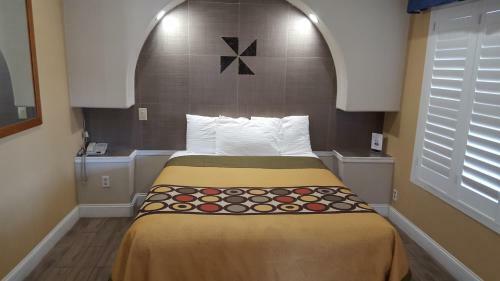 Motel Reedley Inn
