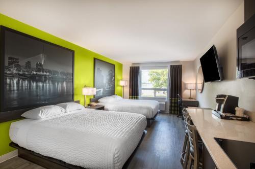 Motel Super 8 By Wyndham Winnipeg East Mb