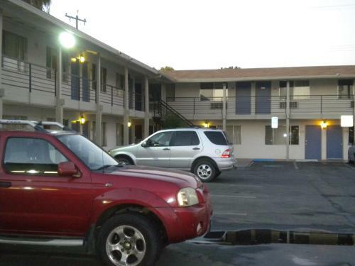 Motel Wasco Inn