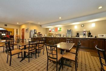 Hotel Comfort Suites Golden West On Evergreen Parkway