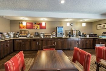 Hotel Comfort Suites Golden West On Evergreen Parkway