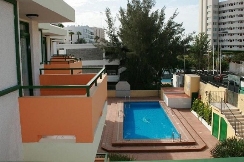 Apartamentos Atis Tirma