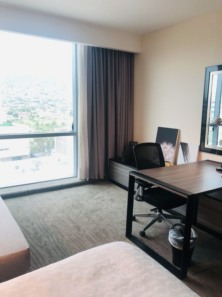 Sheraton Ambassador Monterrey Hotel