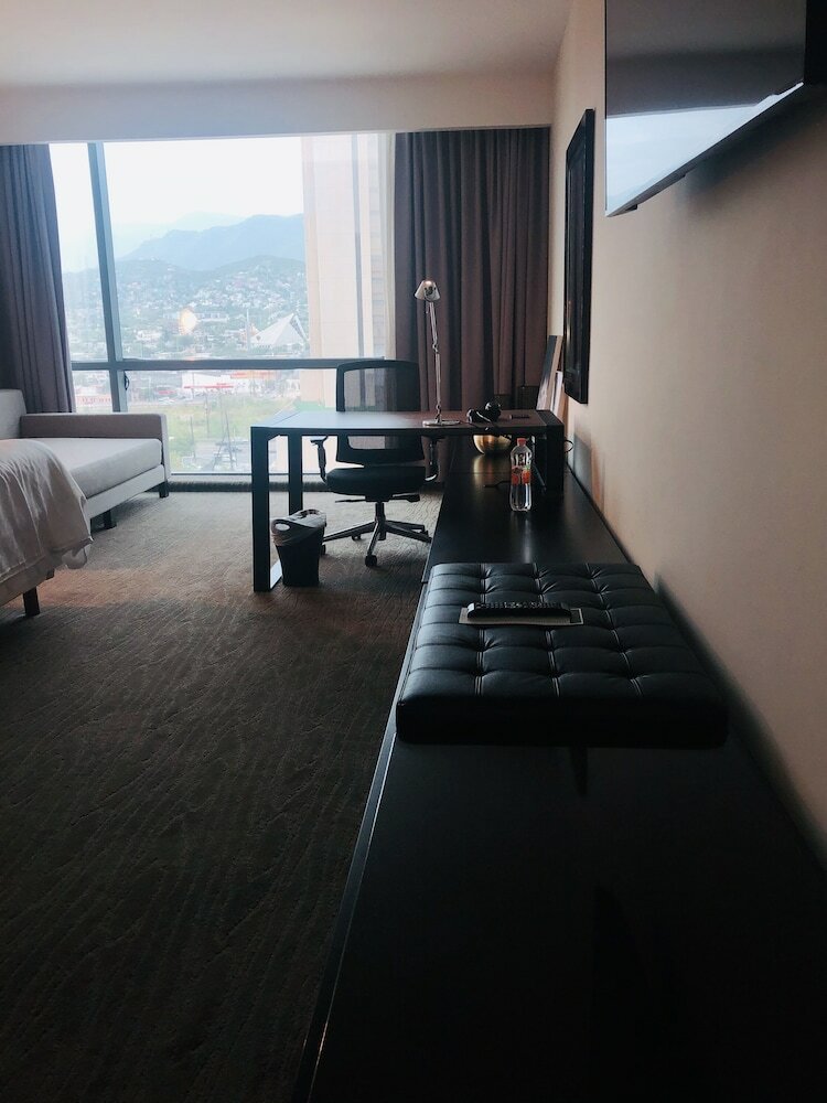 Sheraton Ambassador Monterrey Hotel