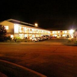 Silver Lake Motel