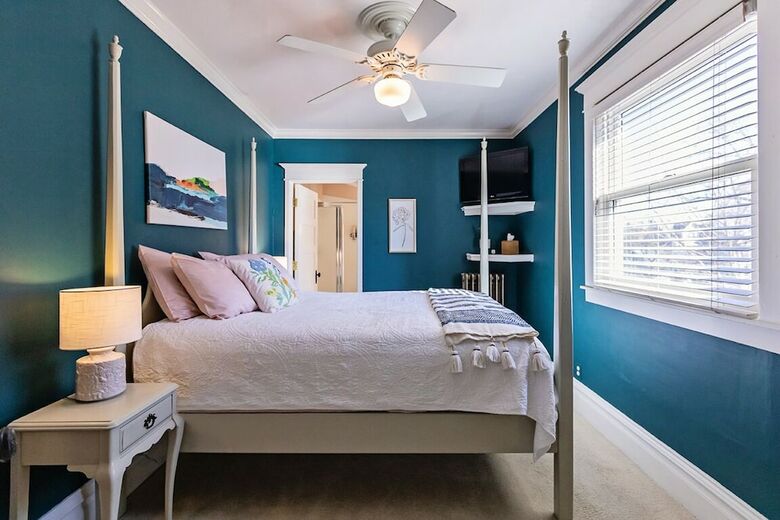 Harrison House Bed & Breakfast