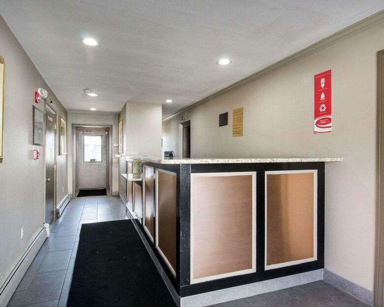 Hotel Econo Lodge Inn & Suites
