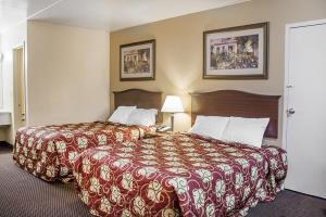 Hotel Rodeway Inn Cedar Point South