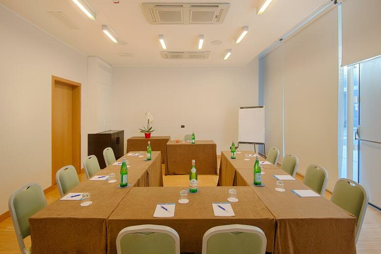 Hotel NH Savona Darsena